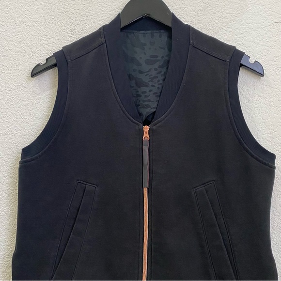 LULULEMON Black Departure Vest - Picture 6 of 13